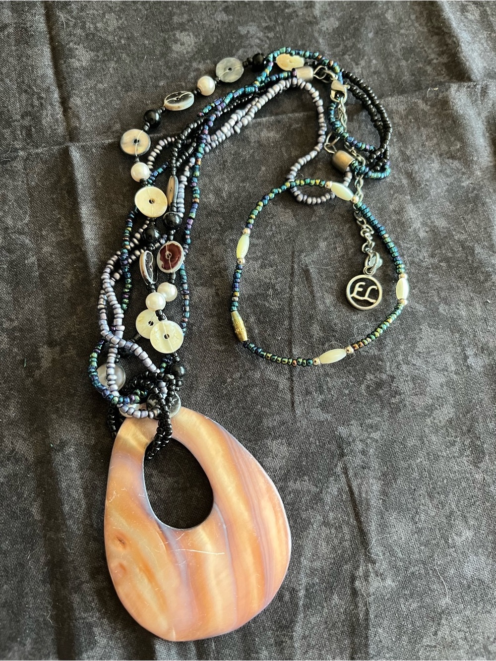 Asstd Craft & Wearable Shell & MOP Lot - Picture 2 of 9